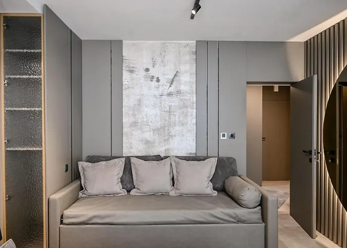 Deluxe Malin 3 Near The Apartman Vantacici